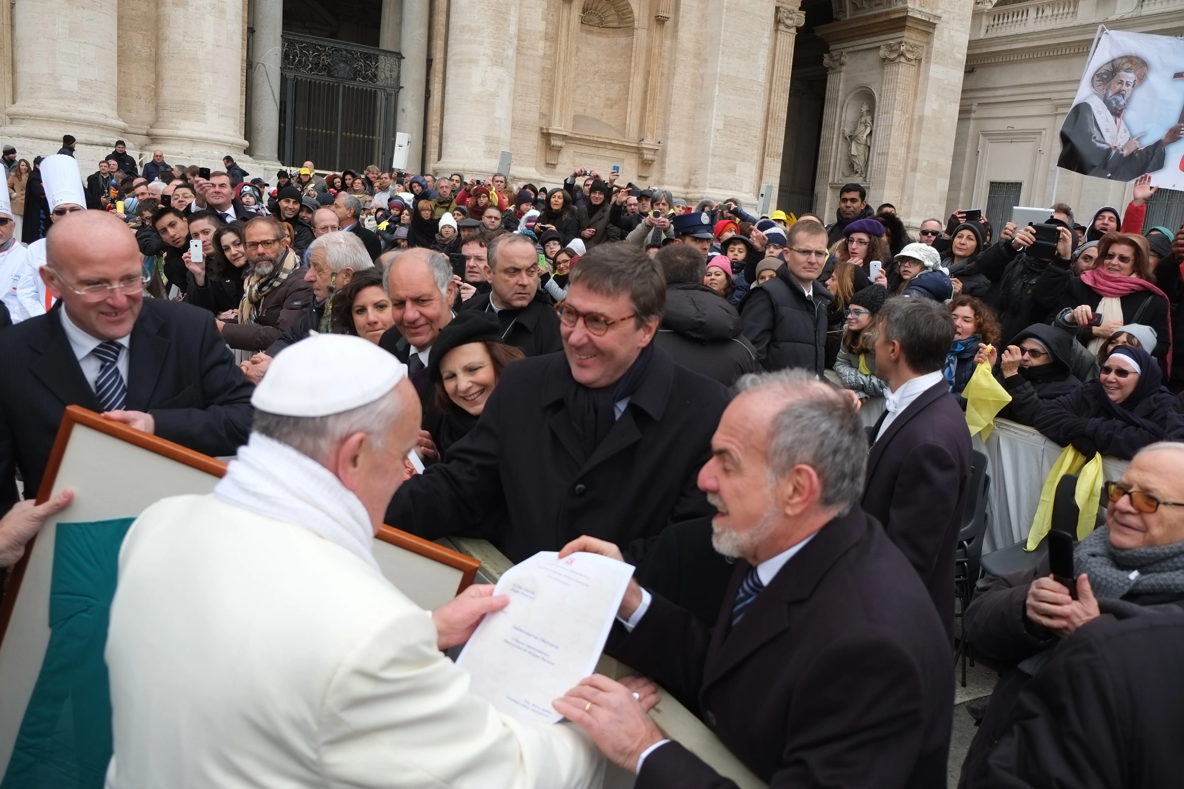 Consegna Diploma Onorario a Papa Francesco